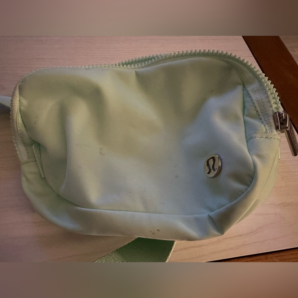 Authentic LuluLemon EBB